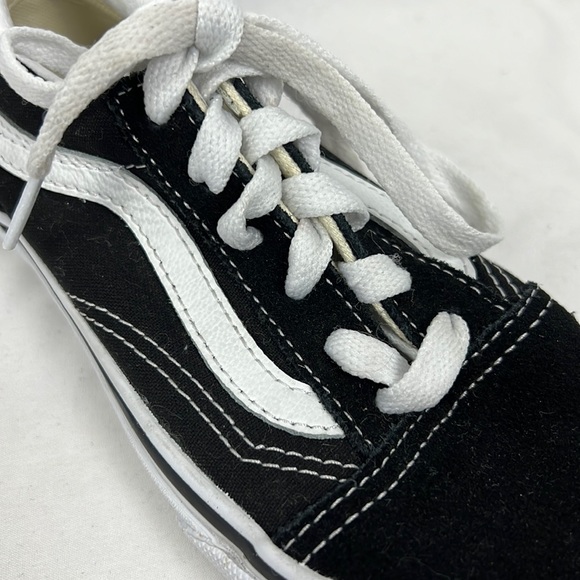 Old skool Vans sneakers, black and white, size 1 kids - Picture 16 of 16
